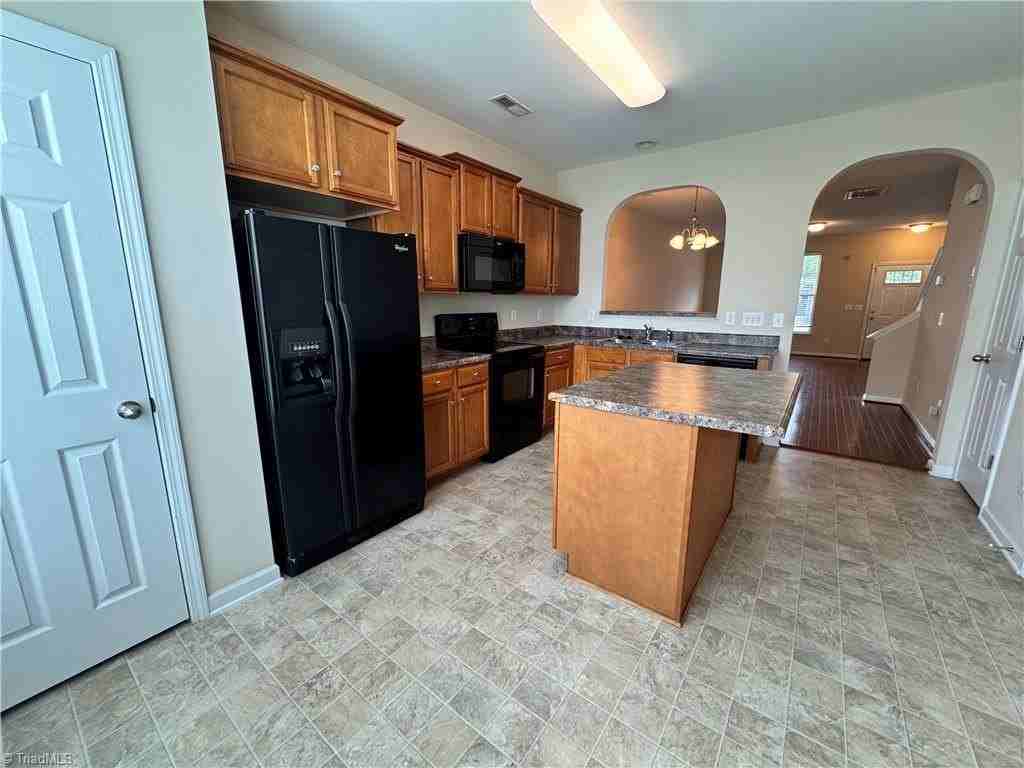 5564 Farm House Trl - Photo 6 of 15