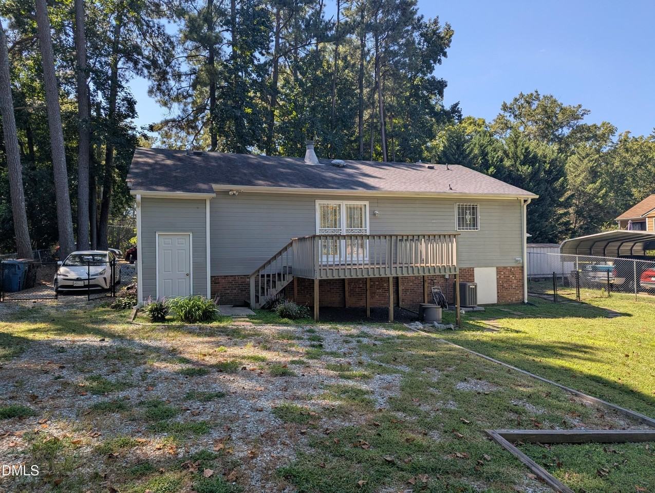 210 W Cornwallis Rd - Photo 3 of 19