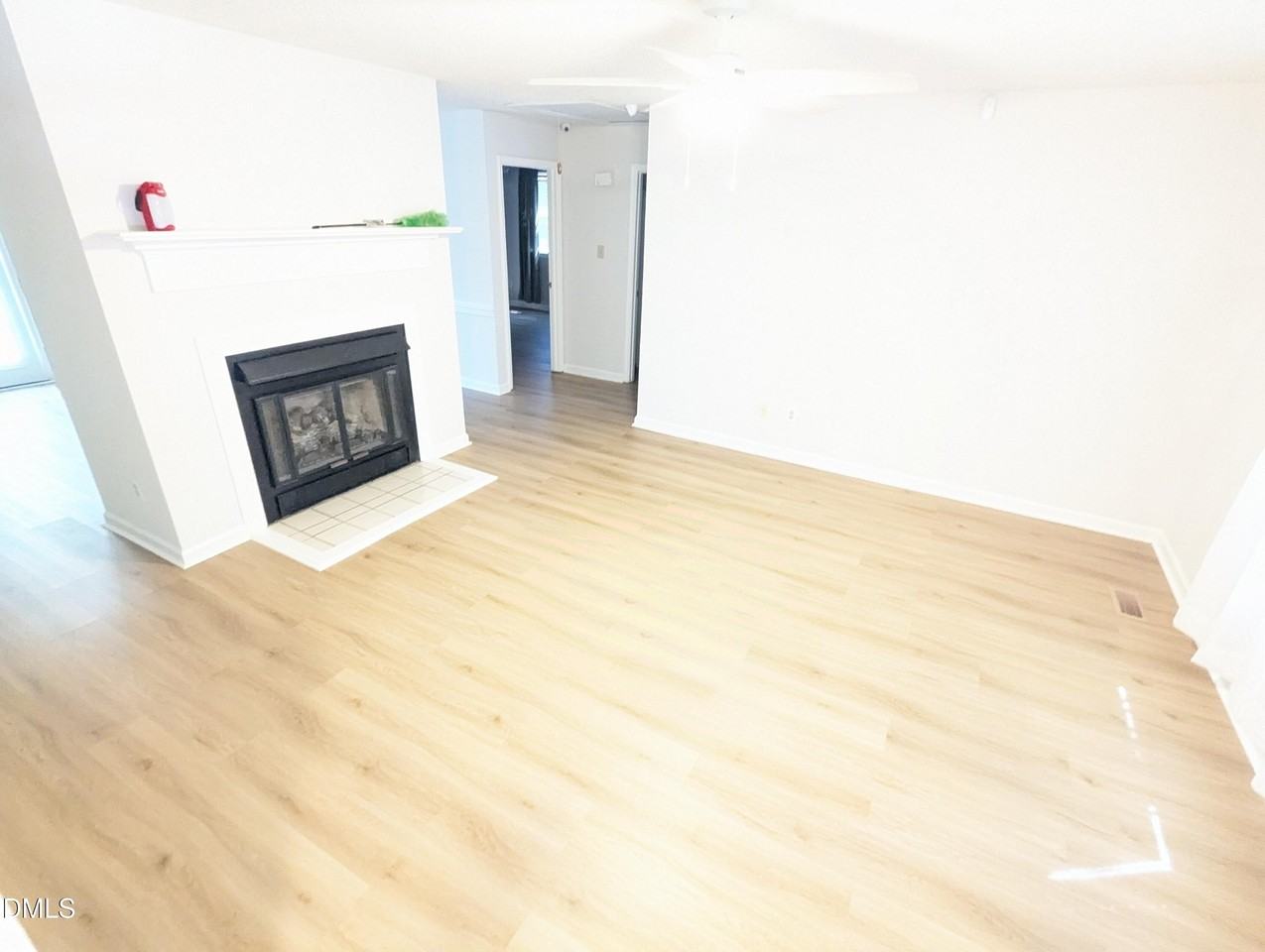 210 W Cornwallis Rd - Photo 5 of 19