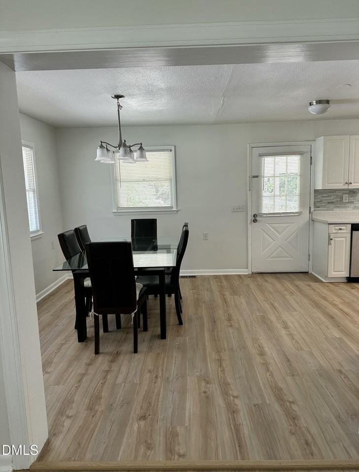 1641 Wake Dr - Photo 7 of 16
