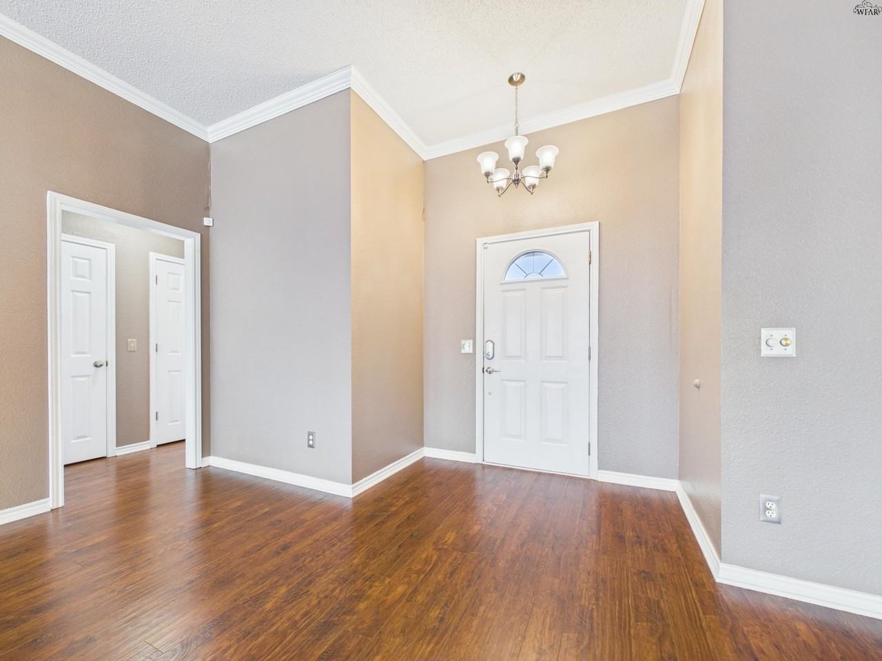 5411 Prairie Lace Ln - Photo 6 of 40