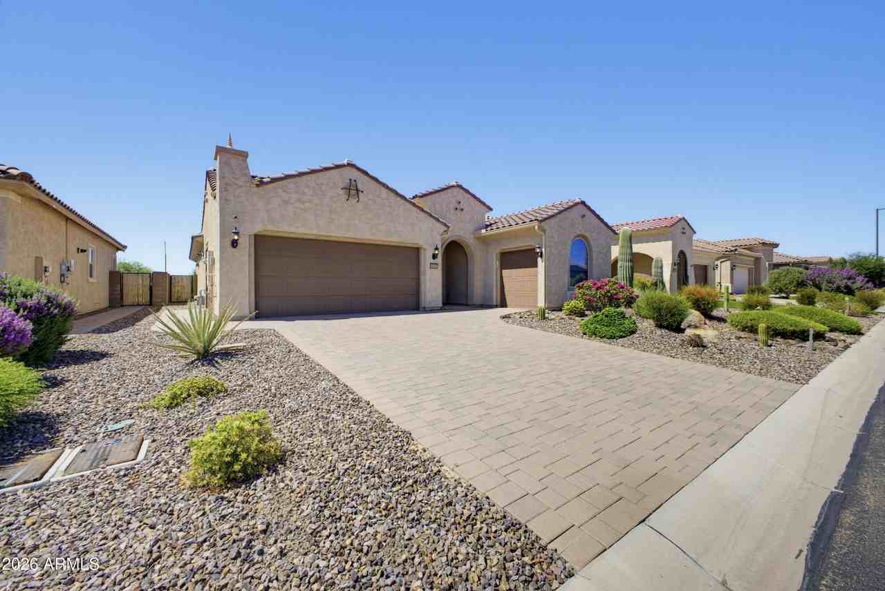 4024 N Cottonwood Dr - Photo 2 of 29