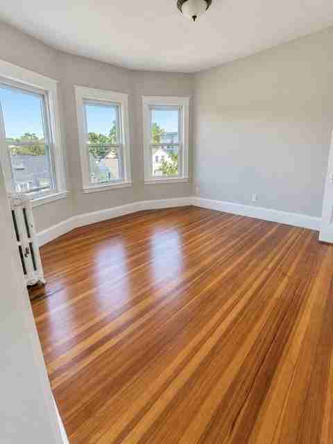 11 Pearl Ave - Photo 3 of 6