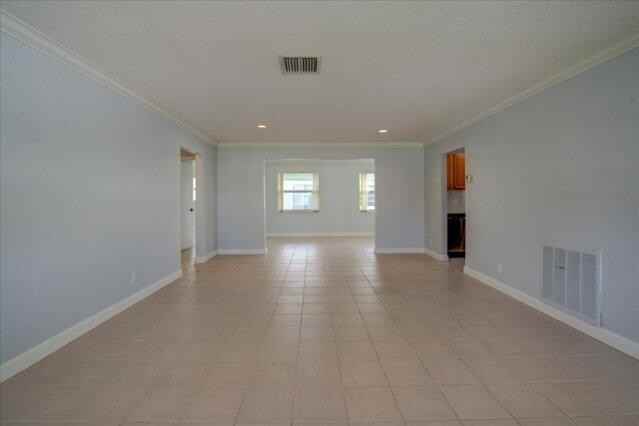 1590 Sw 13th Ter - Photo 6 of 46