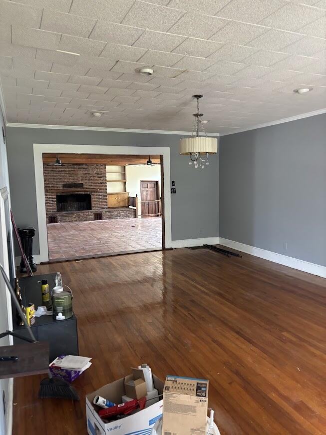 113 N Rosewood Dr - Photo 5 of 34