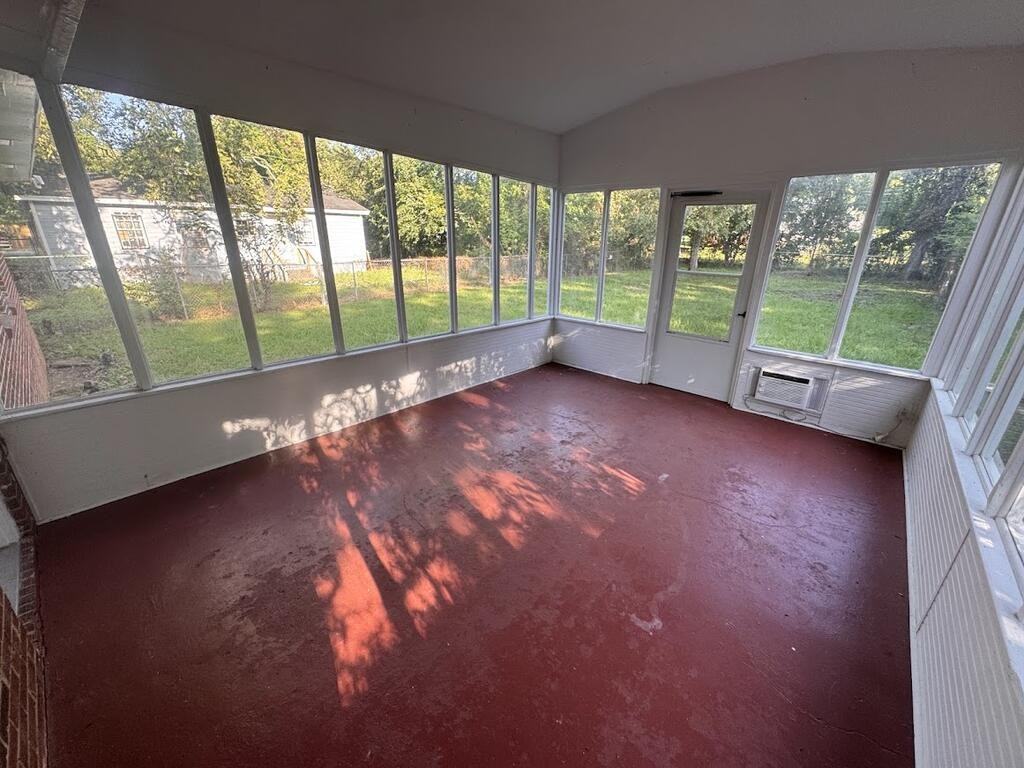 537 Alice Ave - Photo 5 of 21