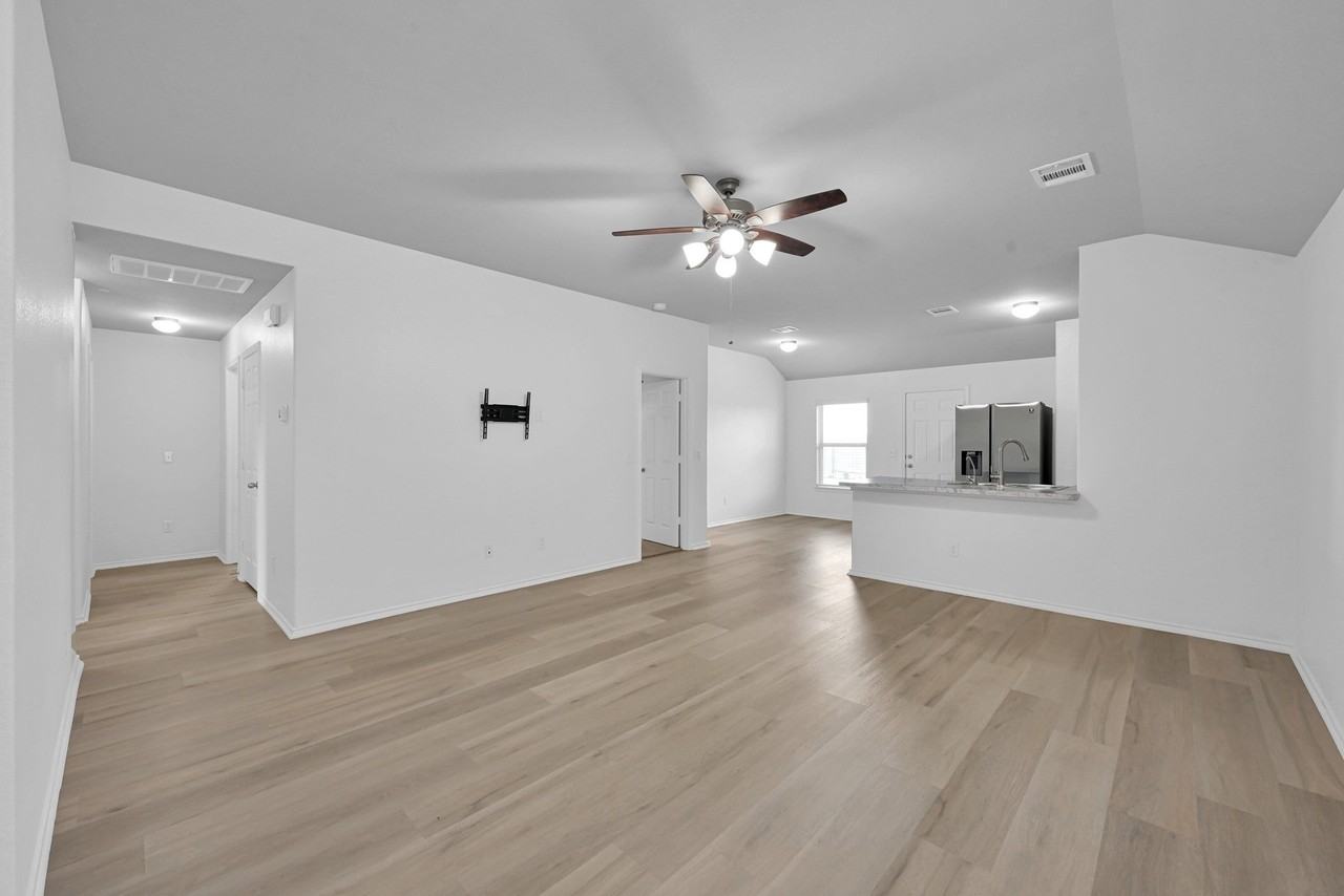 21011 Twining Rose Ln - Photo 4 of 22