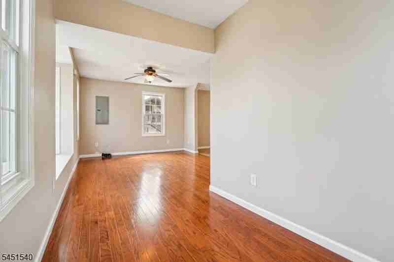 141 Walnut St ##2 - Photo 6 of 30