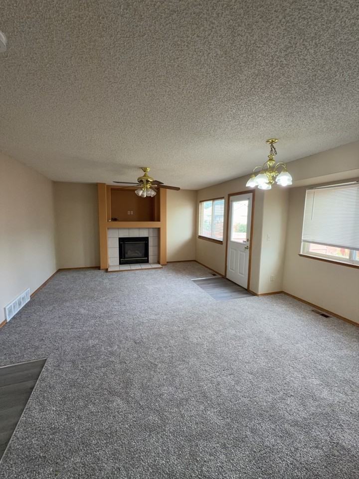 2123 Fairweather Way #1 - Photo 3 of 16