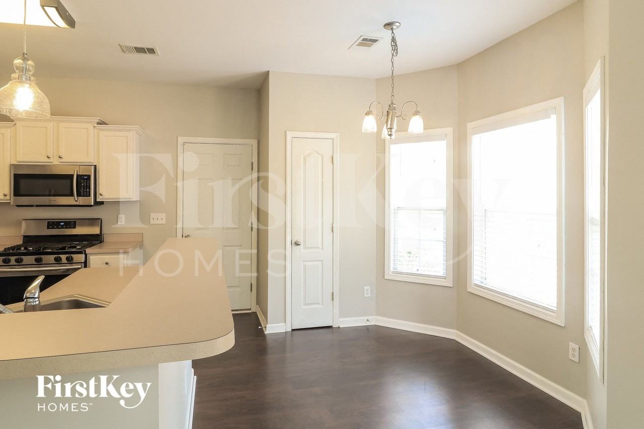 14 N Beckman Ct - Photo 4 of 15