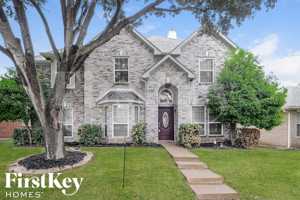 featured image of 4402 Santa Fe Ln