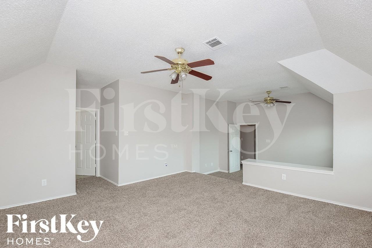 4402 Santa Fe Ln - Photo 7 of 15