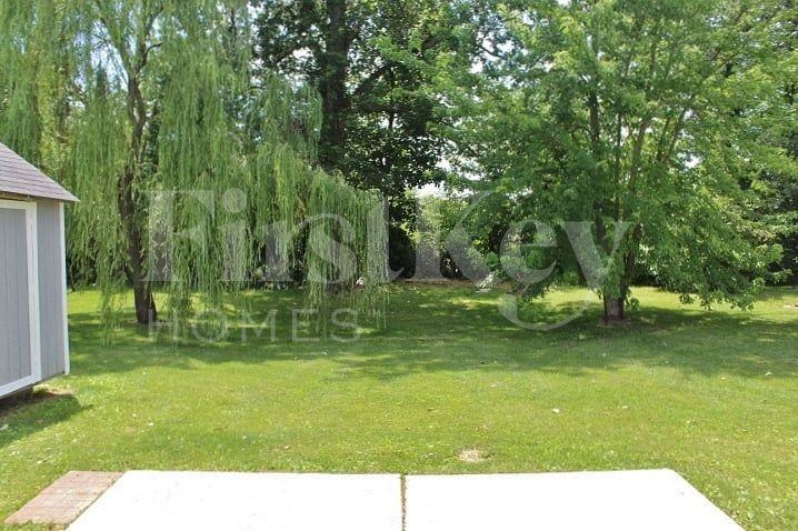 920 Indigo Dr - Photo 3 of 19