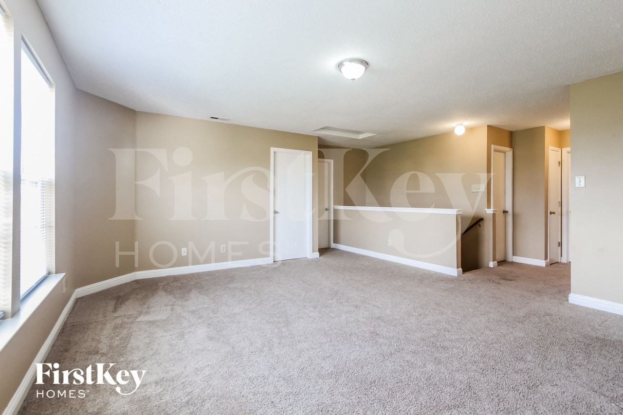 3455 Summer Breeze Ln - Photo 7 of 15
