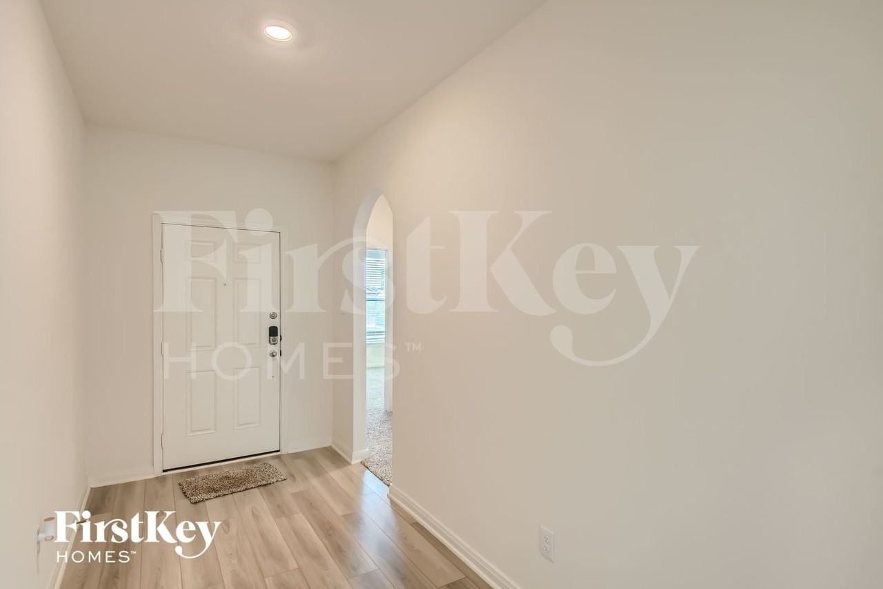 207 Banjo Trl - Photo 6 of 28