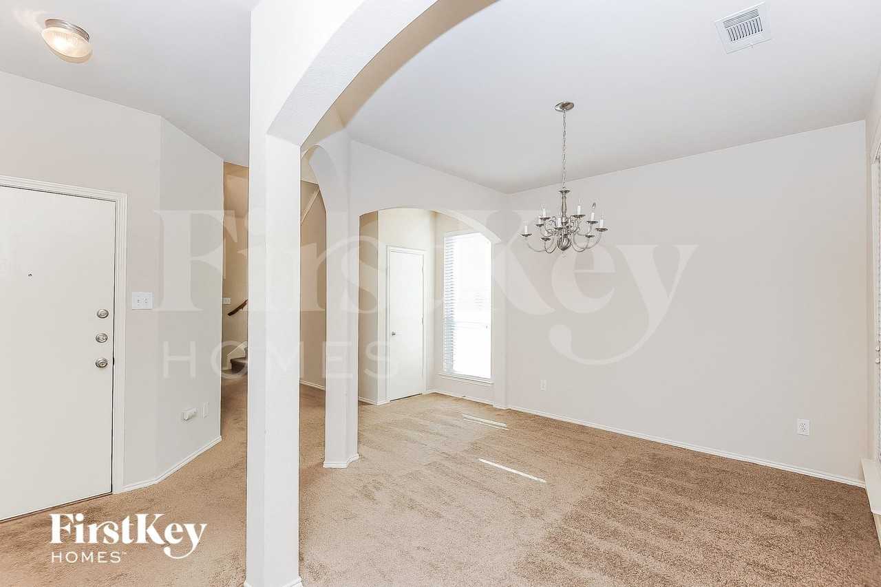 6217 Adonia Dr - Photo 4 of 15