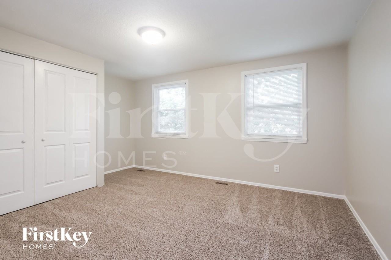 1646 Moores Ct - Photo 7 of 15