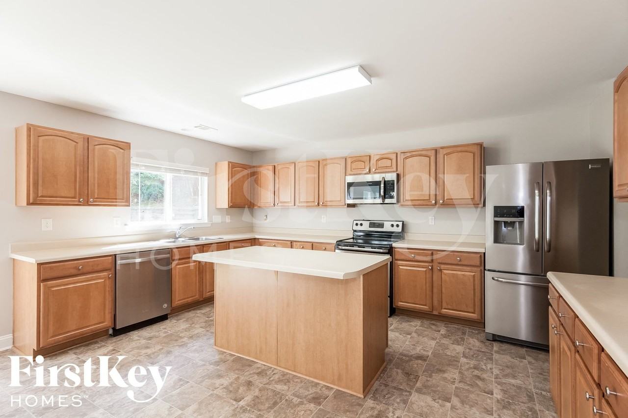 10620 Bur Oak Dr - Photo 6 of 15