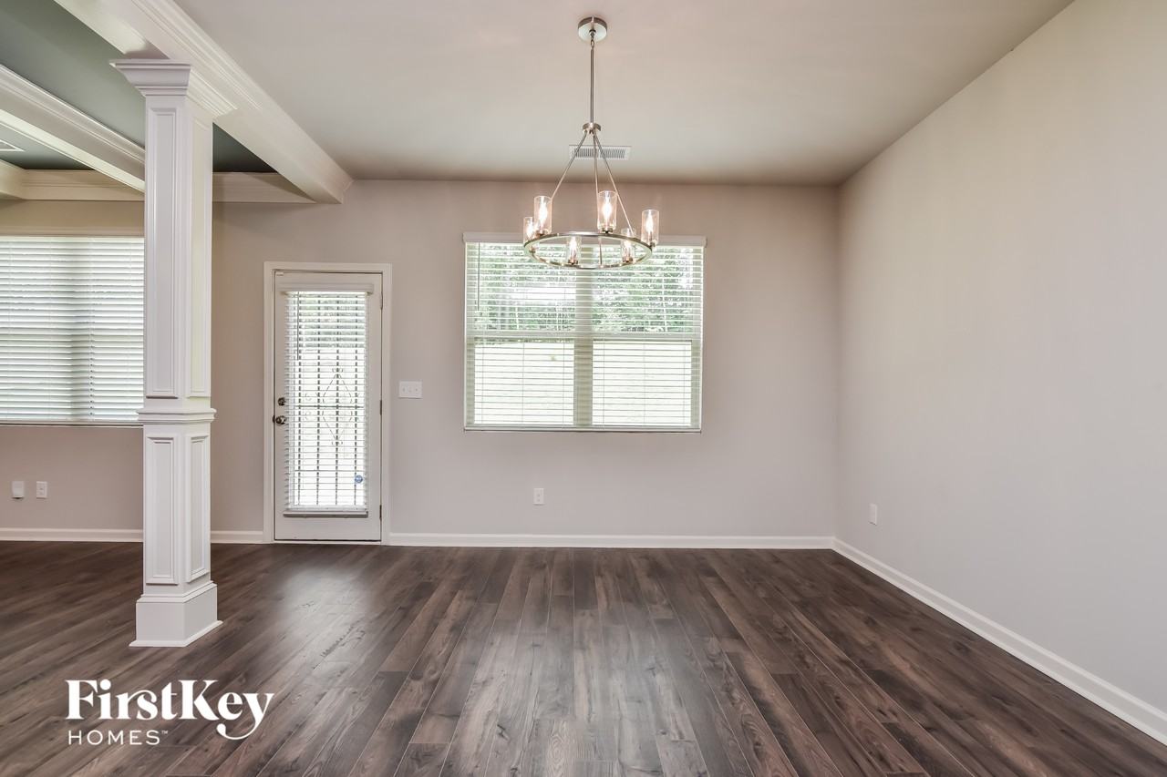 8065 Highland Dr Sw - Photo 5 of 15