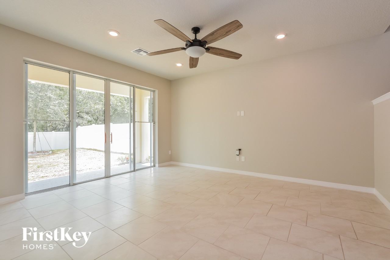 4306 Hibiscus Bloom Dr - Photo 3 of 15