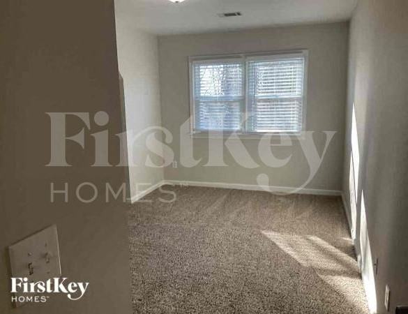 9245 Charlton Pl - Photo 7 of 10