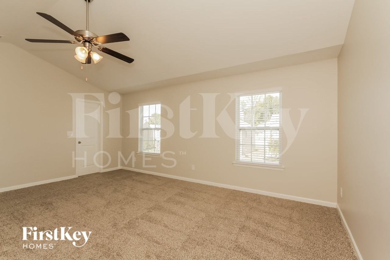 6640 Broad Valley Ct - Photo 7 of 15