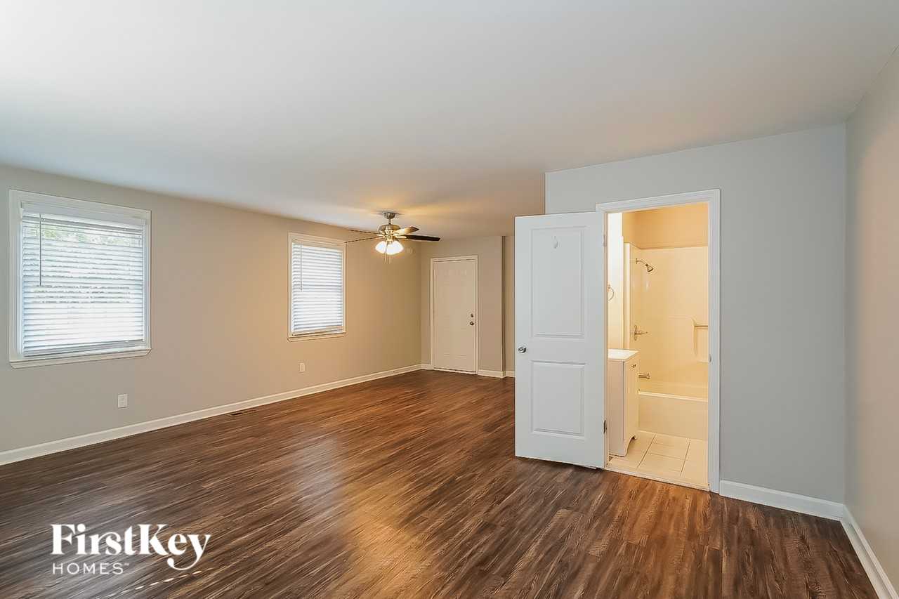 2909B Lakeland Dr - Photo 5 of 15