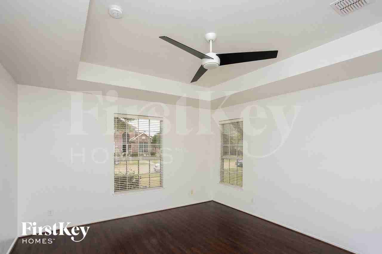 4510 Grantham Dr - Photo 7 of 15