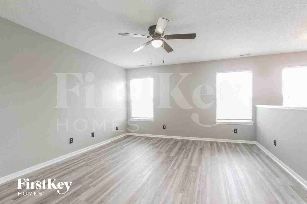 6015 Riversport Ct - Photo 2 of 15