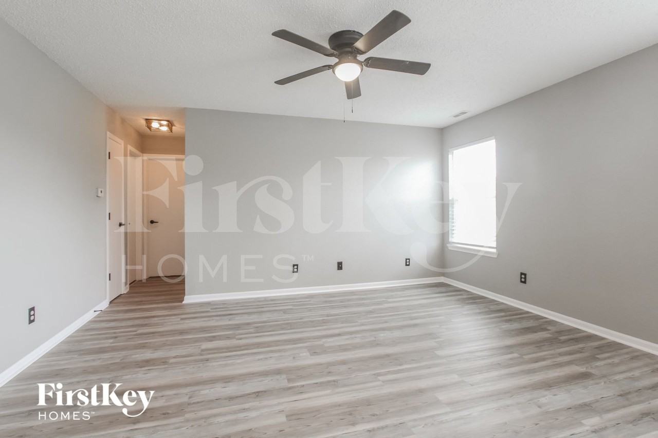 6015 Riversport Ct - Photo 6 of 15