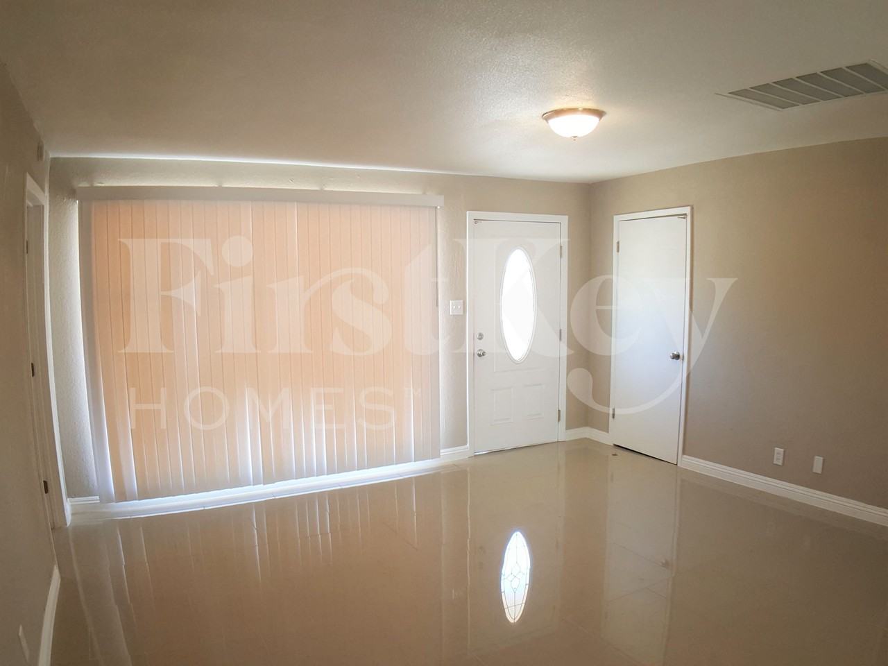 2705 Berg St - Photo 2 of 20