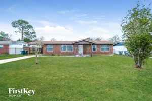 featured image of 10925 Majuro Dr