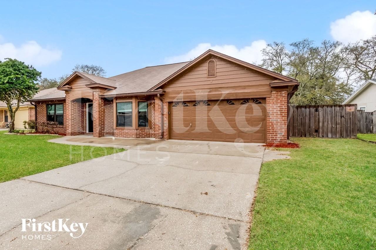 8557 Granpaw Ct - Photo 2 of 16