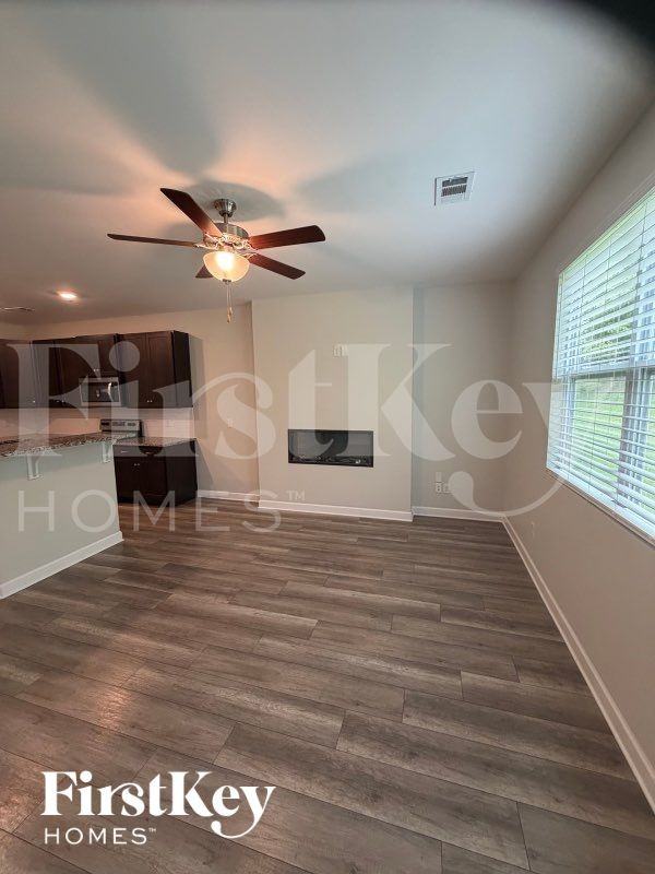 3113 Bromley Way - Photo 3 of 12