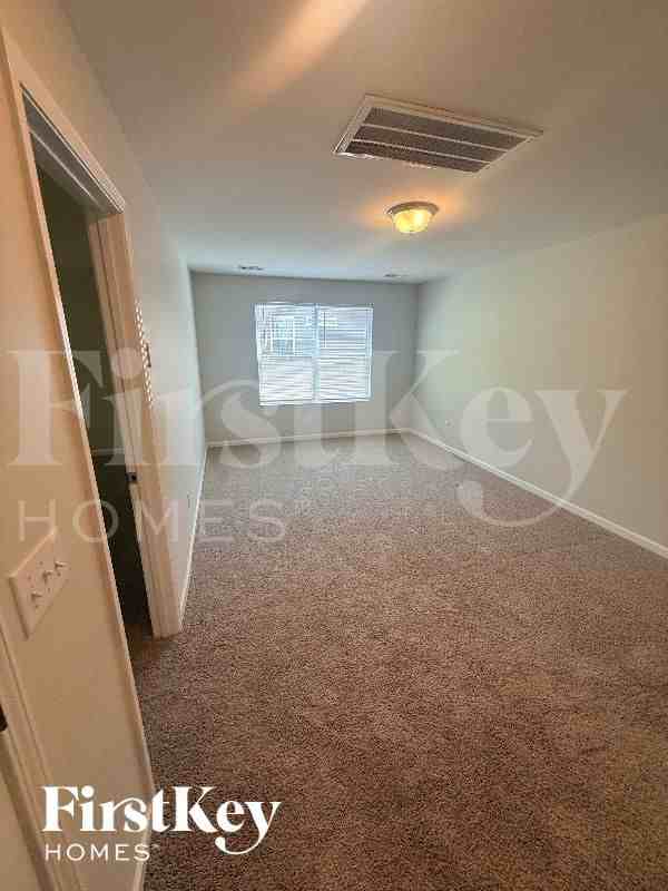 3113 Bromley Way - Photo 7 of 12