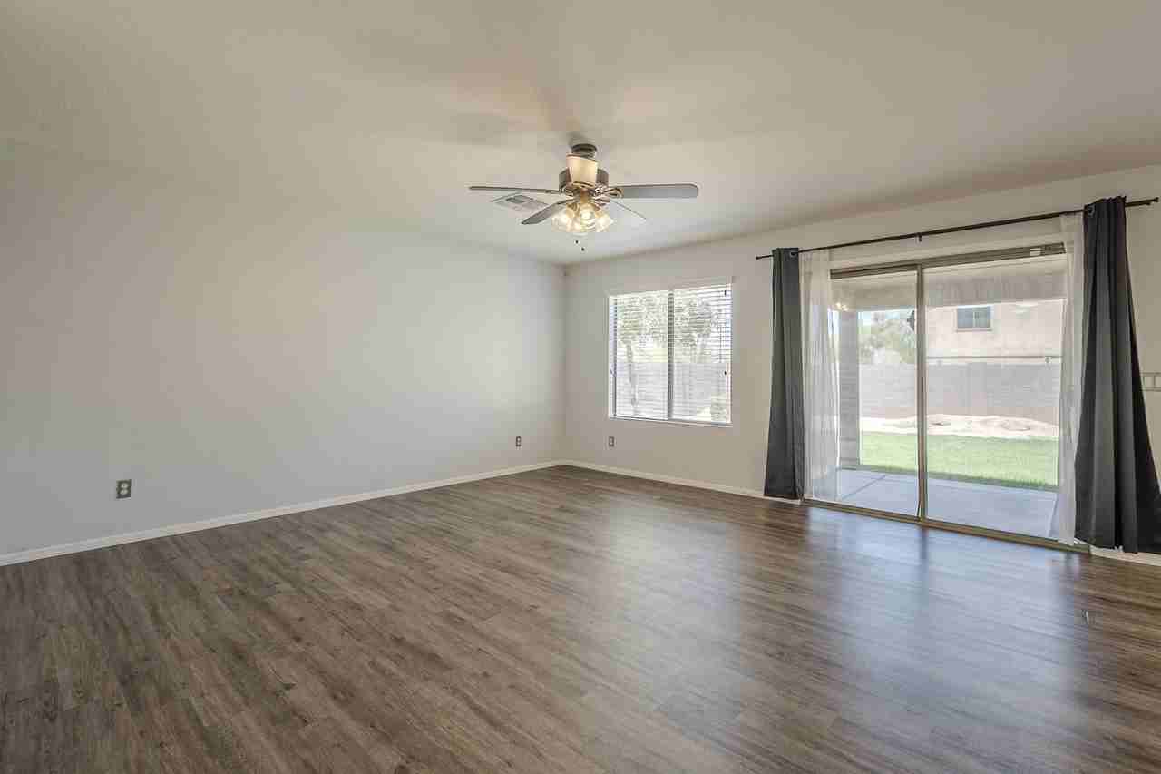 3866 W Belle Ave #1 - Photo 3 of 37