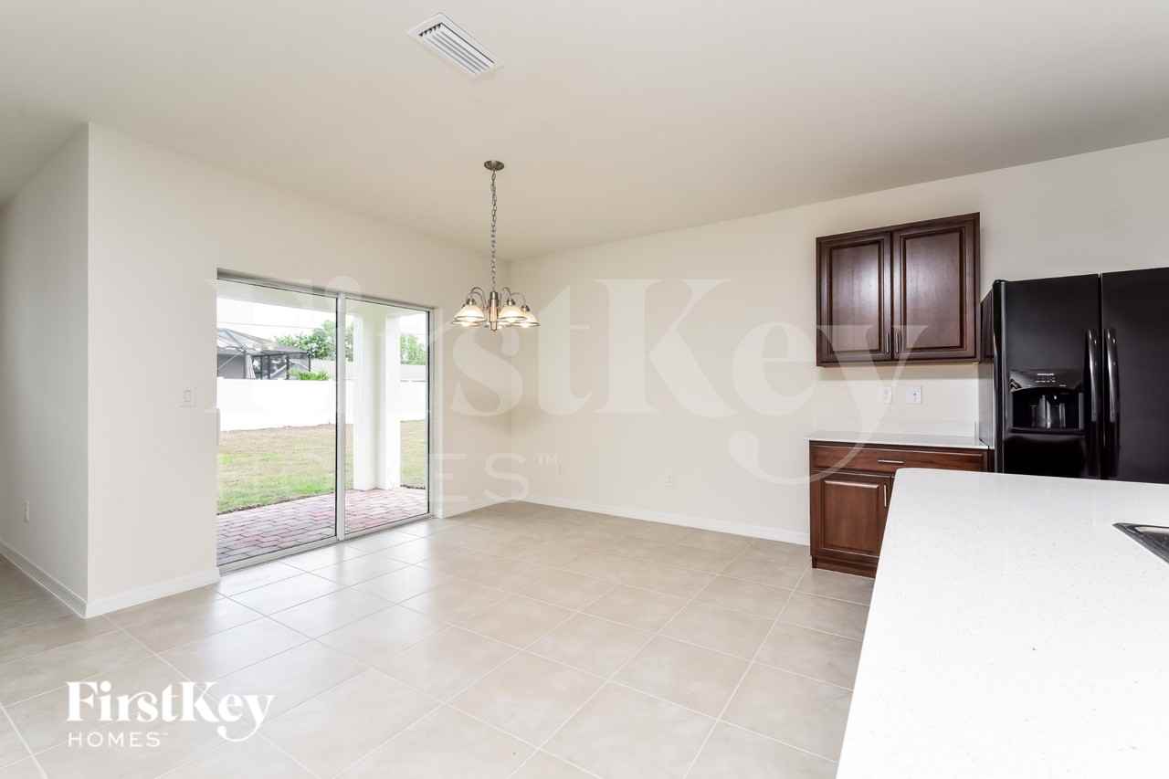 209 Sw 20th St - Photo 5 of 16
