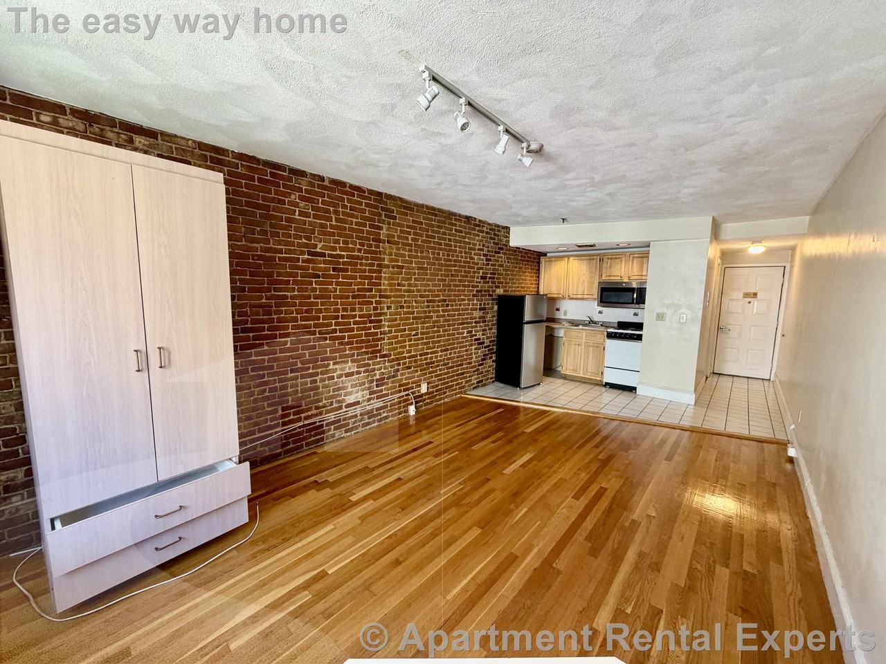 12 Mount Auburn St #6 - Photo 4 of 8