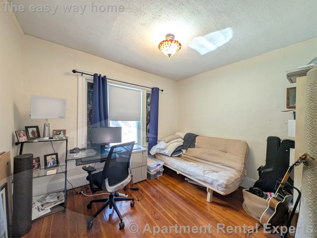 430 Main St #1 - Photo 3 of 19