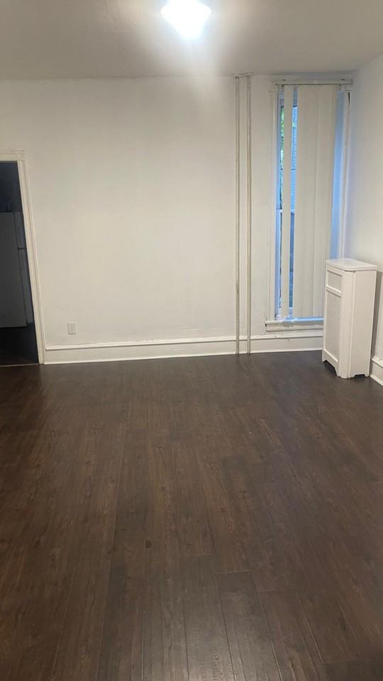 6012 Pine St #1 - Photo 4 of 12