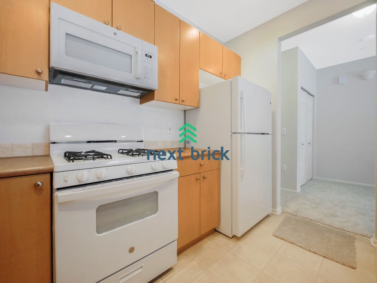 217 S 49th St #A - Photo 3 of 14