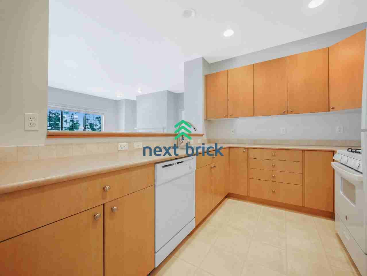 217 S 49th St #A - Photo 4 of 14
