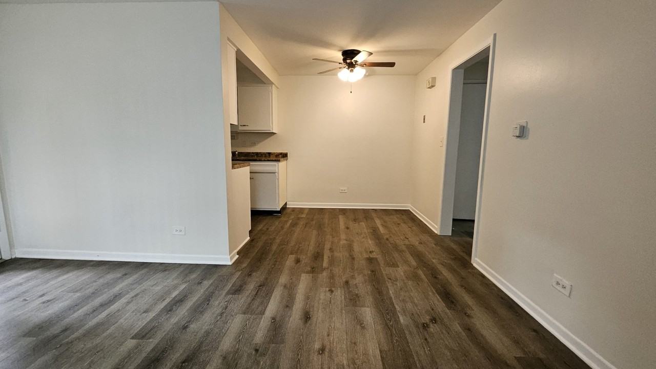 1384 Brown St - Photo 2 of 7