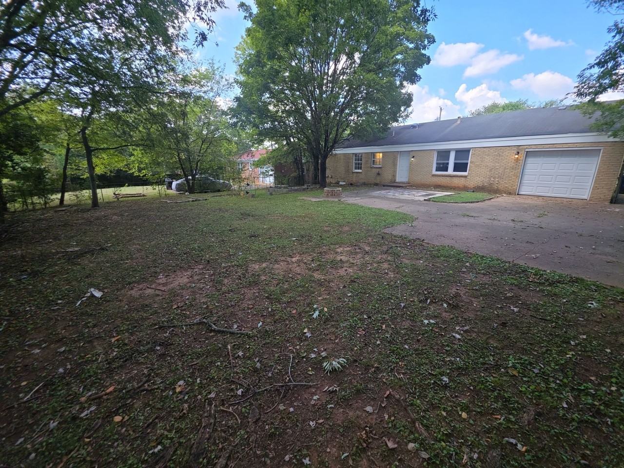 307 Mockingbird Rd Se #1 - Photo 6 of 13