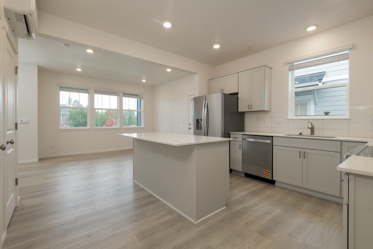 204th Ave E #1 - Photo 6 of 22