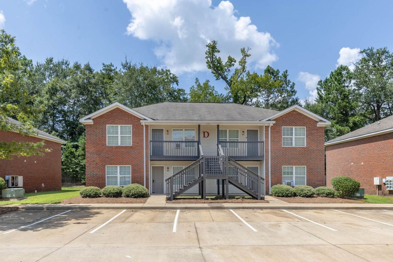 6145 Crystal Dr Apt 8a #A8 - Photo 5 of 28