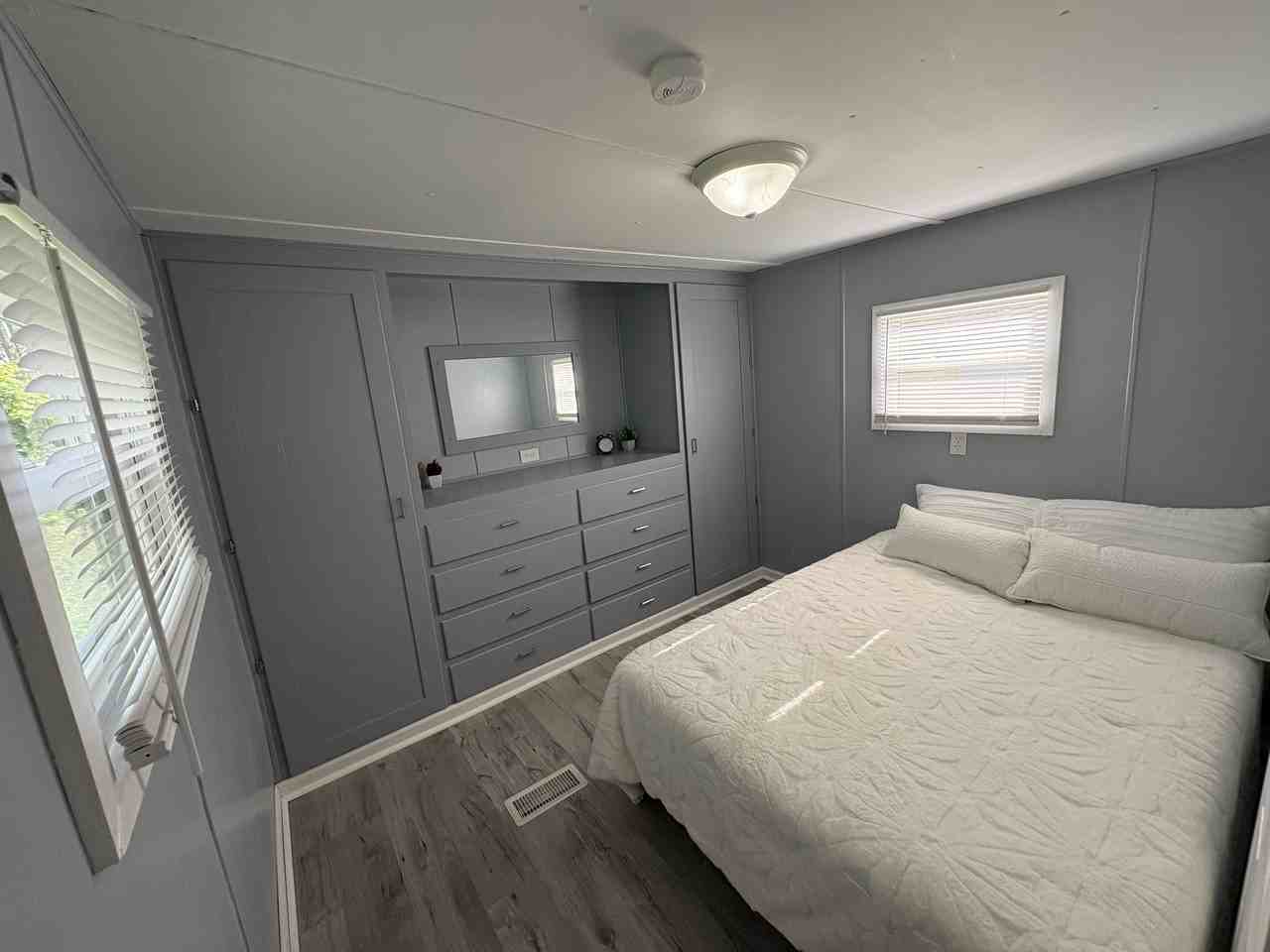 1198 Washington St #1 - Photo 4 of 7