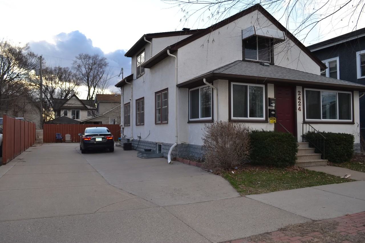 2424 5th St Ne Lowr - Photo 2 of 18
