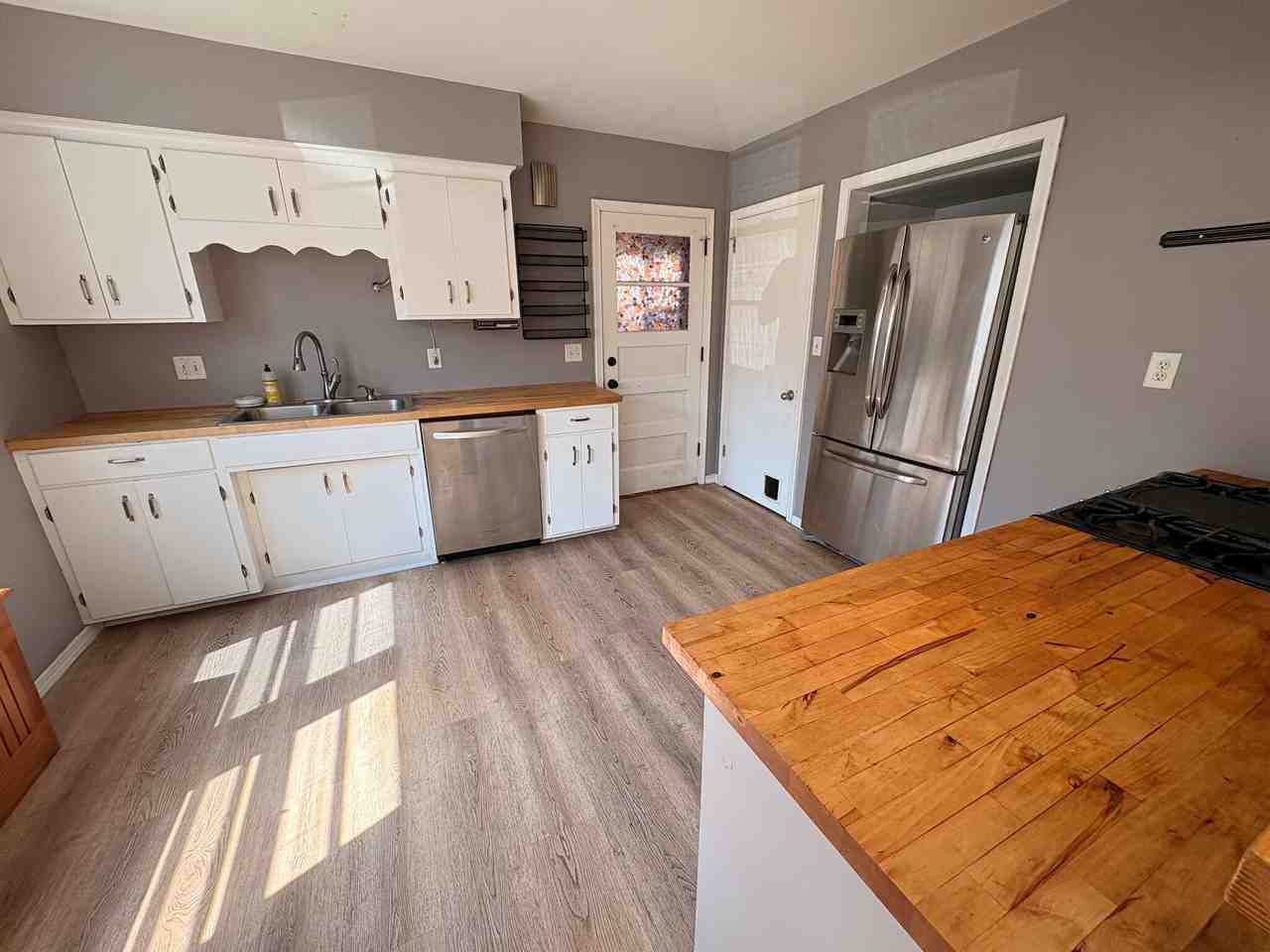 2424 5th St Ne Lowr - Photo 5 of 18