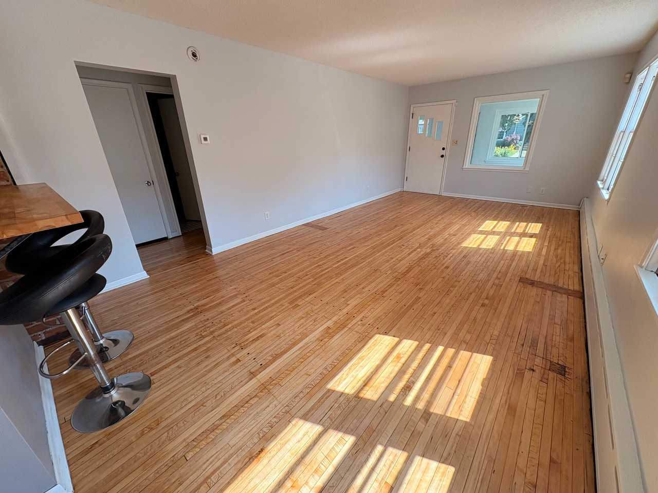 2424 5th St Ne Lowr - Photo 6 of 18